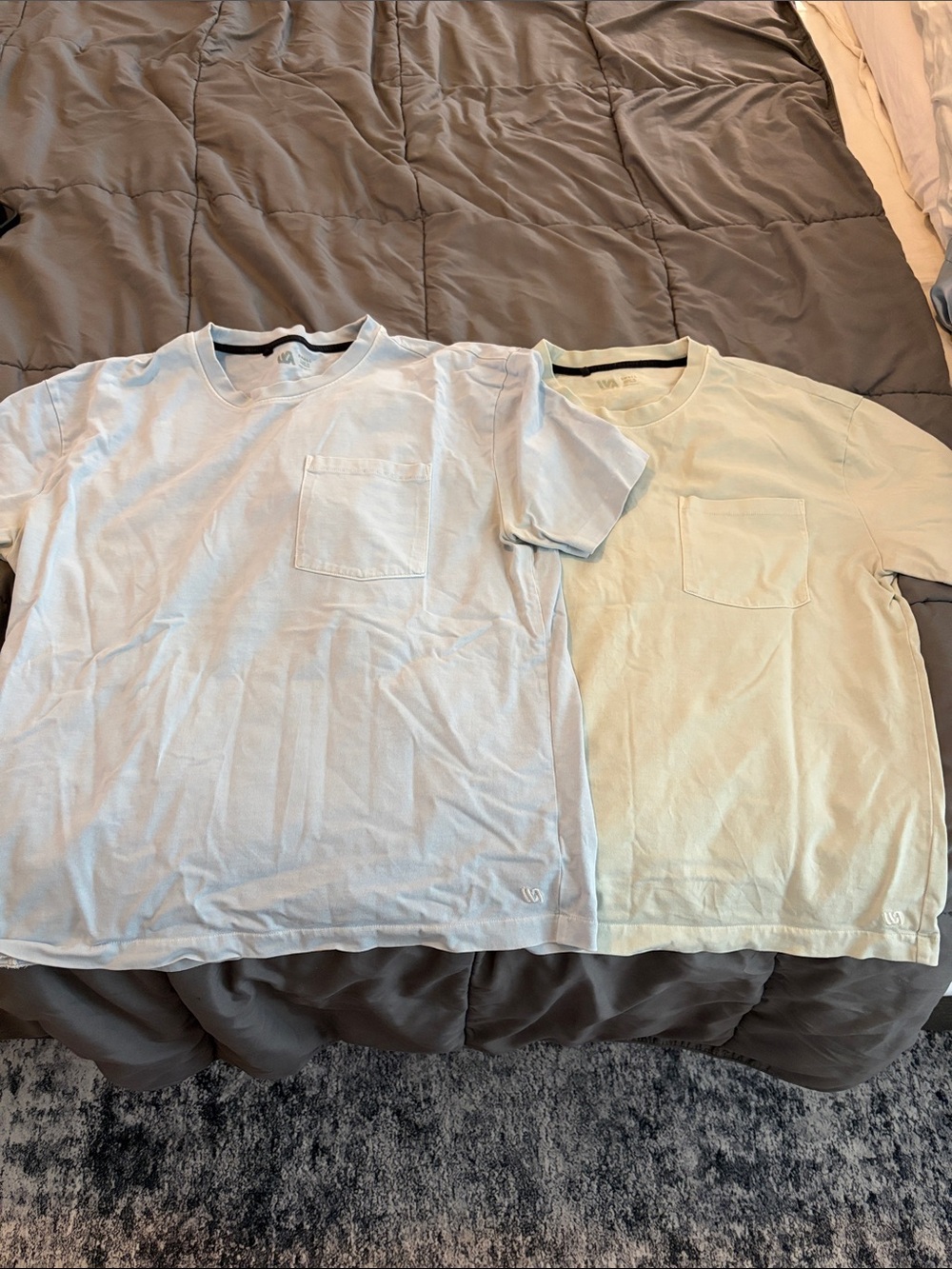 2 VM Men's Short Sleeve Pocket Tees in Light Blue and Pale Mint